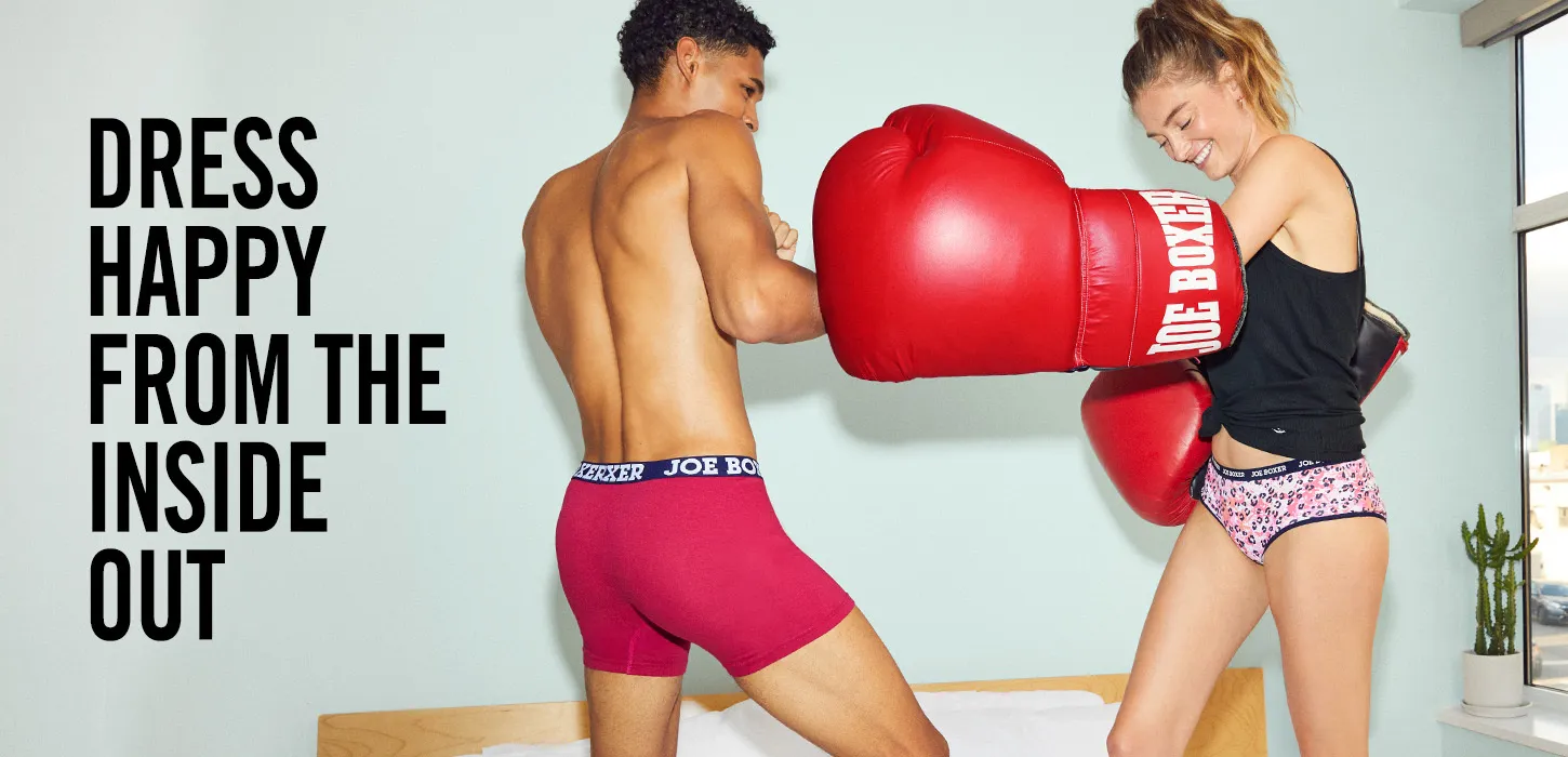 Lifestyle-Foto eines Joe-Boxer-Kunden. Fallstudie von Sequence Commerce zur Amazon-Werbung für die Bekleidungsmarke auf Amazon.ca.