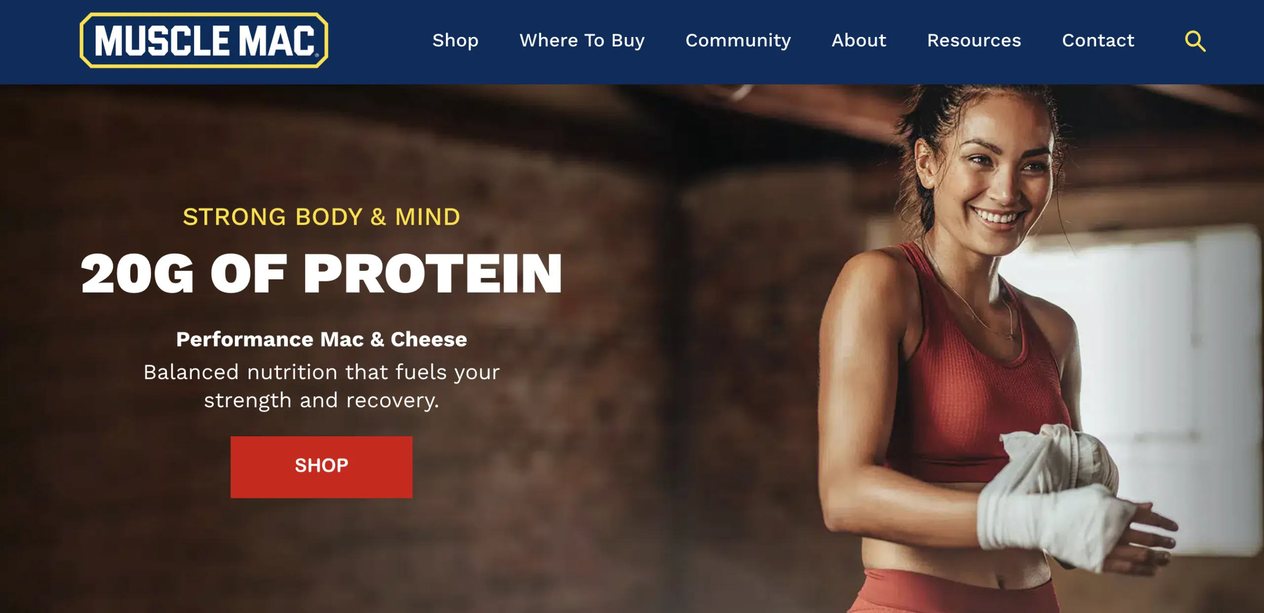 Foto eines Muscle-Mac-Kunden. Amazon-Werbung und Kontobetreuung durch Sequence Commerce für die proteinreiche CPG-Marke.